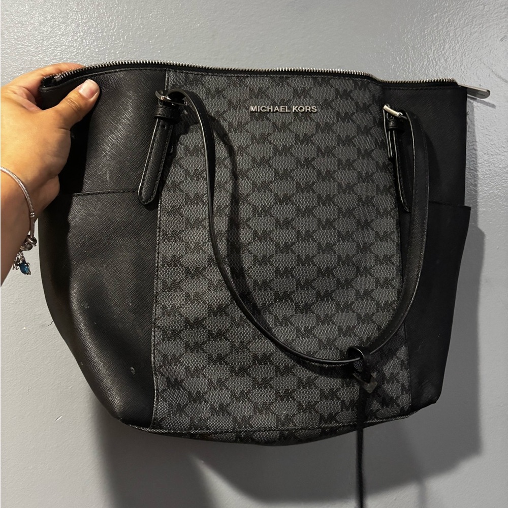 Michael Kors Black and Gray Signature Tote